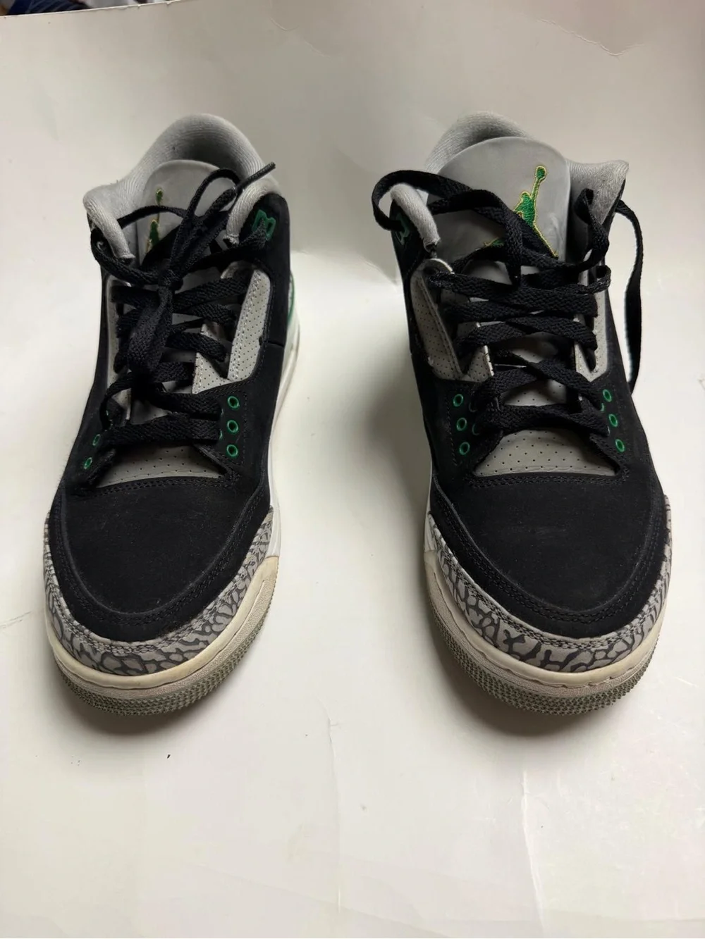Air Jordan 3 retro mid pine Black Gray and Green Retro-Style Sneakers